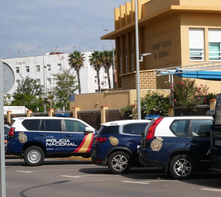 Al menos esos 761 votos emitidos sin DNI deben impugnarse