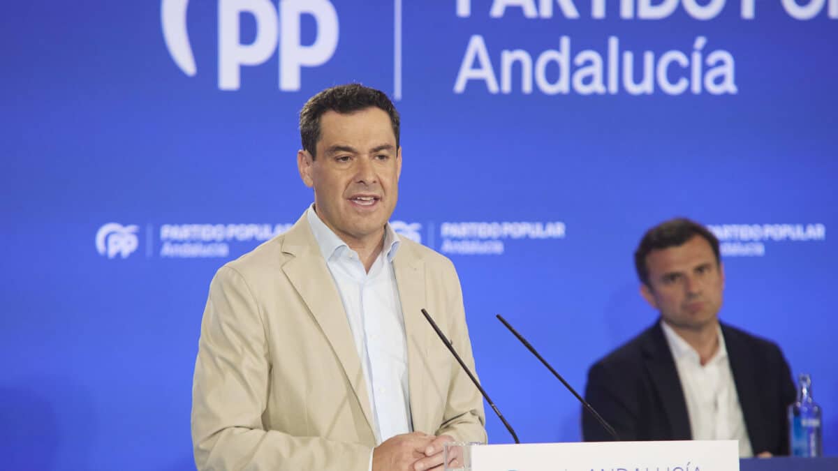 Moreno responde a Sánchez por Doñana: "Están jugando con el pan de miles de familias"