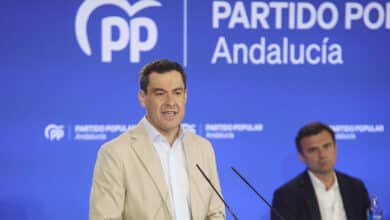 Moreno responde a Sánchez por Doñana: "Están jugando con el pan de miles de familias"