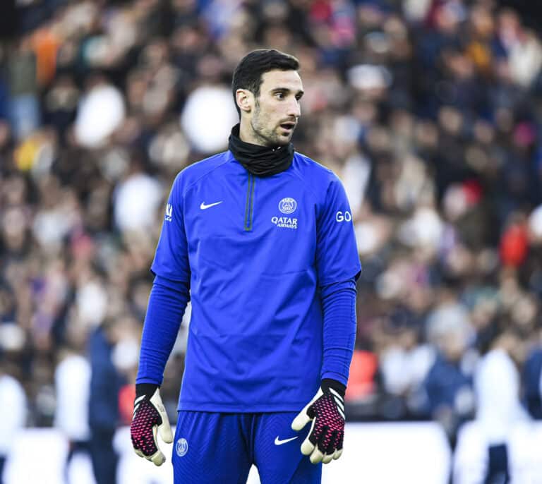 Sergio Rico, portero español del PSG, en estado grave tras caerse de un caballo en El Rocío