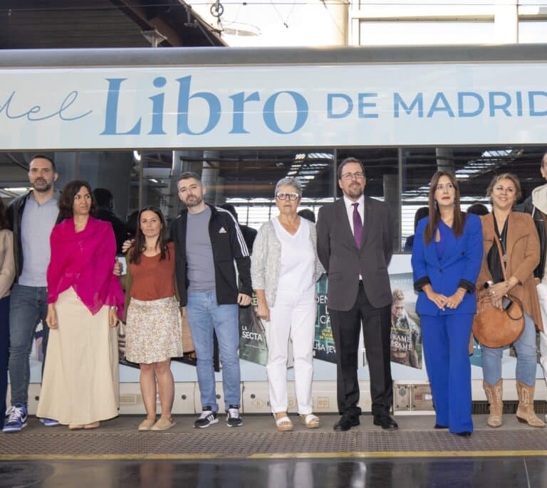 A toda velocidad en el expreso superventas de Planeta