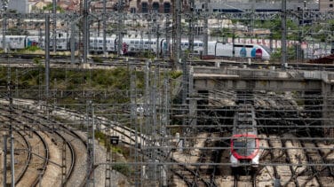 Un joven de 15 años fallece electrocutado en Madrid por tocar una catenaria ferroviaria