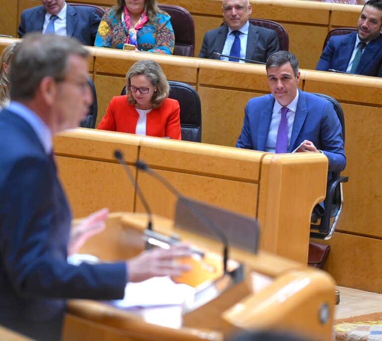RTVE emitirá un cara a cara entre Sánchez y Feijóo y dos debates más por el 23-J