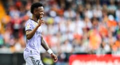 Competición retira la tarjeta roja a Vinicius y acuerda el cierre parcial de Mestalla