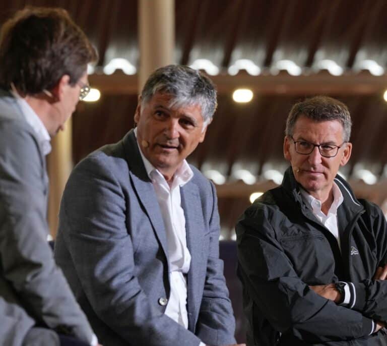 Feijóo condena los insultos a Vinicius, pero insiste en que España "no es un país racista"