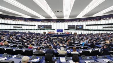 El Parlamento Europeo aprueba la primera normativa de IA para regular el Chat GPT