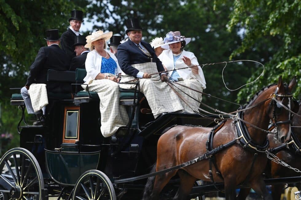 Estilismos y pamelas en Ascot