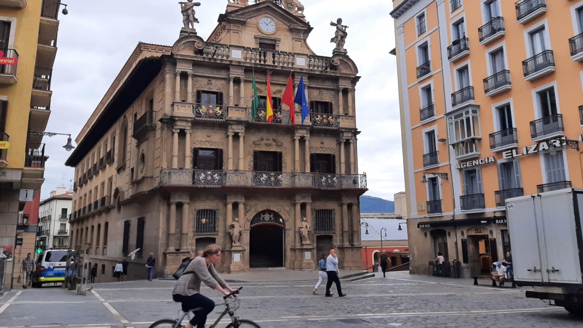 La alcaldía de Pamplona, ¿moneda de cambio entre Bildu y Sánchez?