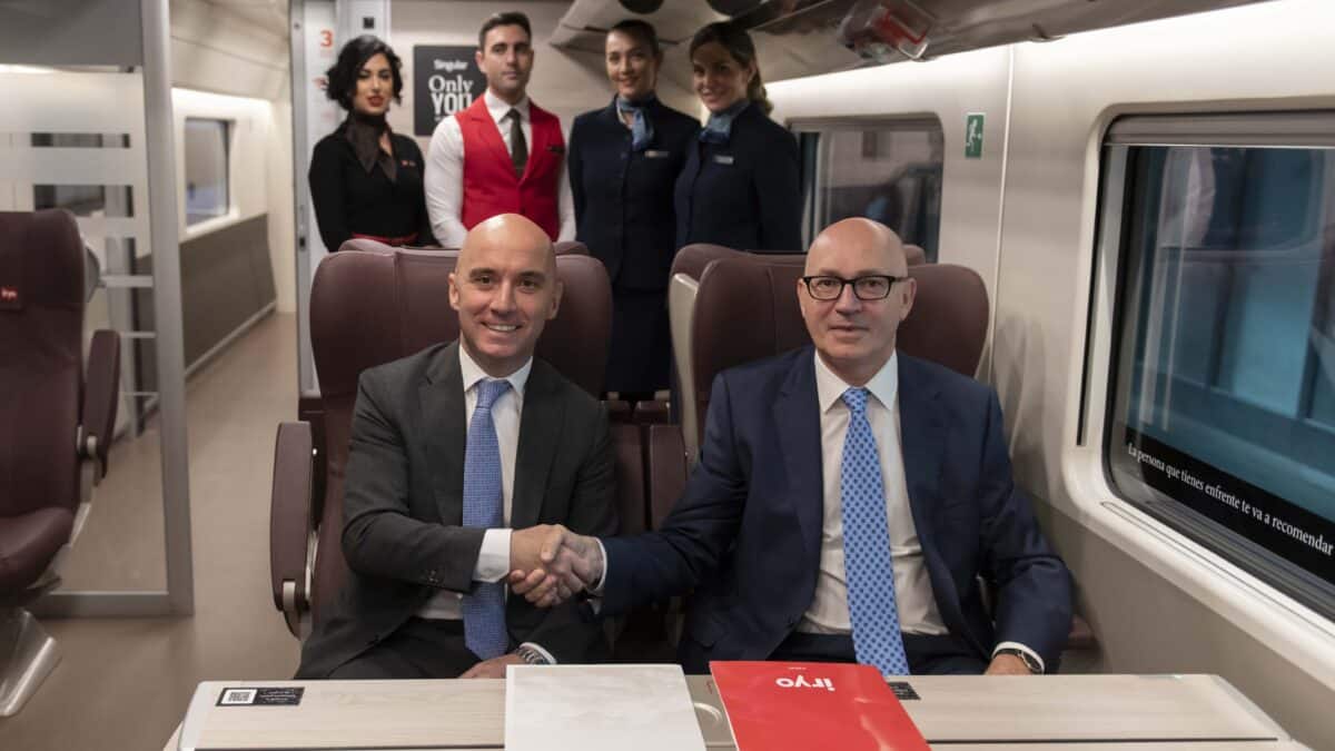 Simone Gorini, Consejero Delegado de Iryo, y Jesús Nuño de la Rosa, CEO de Air Europa.