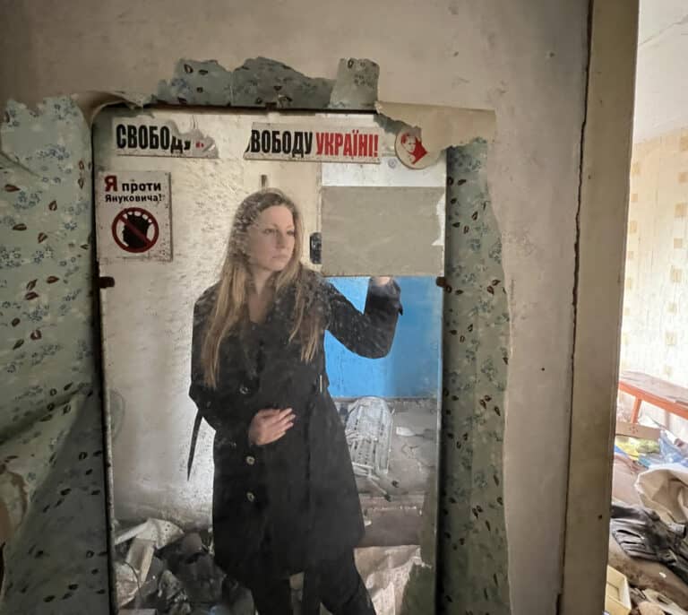 Entre la vida y la muerte: el empeño de Victoria Amelina para vencer el silencio de la guerra