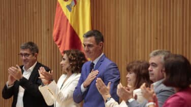 Sánchez se rodea de los suyos en las listas y recupera a pesos pesados del PSOE