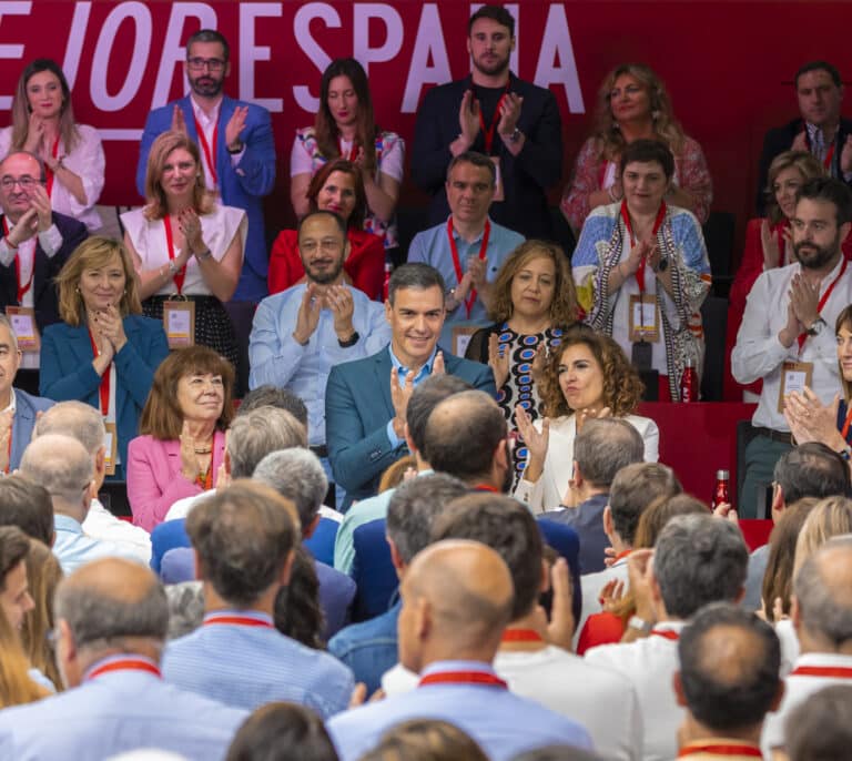 Los barones conceden una tregua a Sánchez a la espera de la noche del 23-J