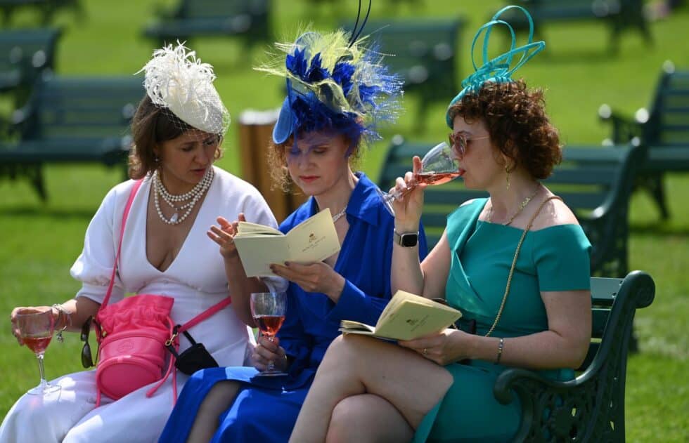 Estilismos y pamelas en Ascot