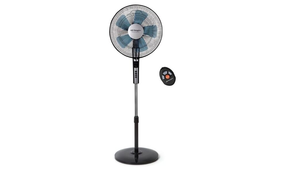 Ventilador silencioso de pie de Orbegozo de color negro