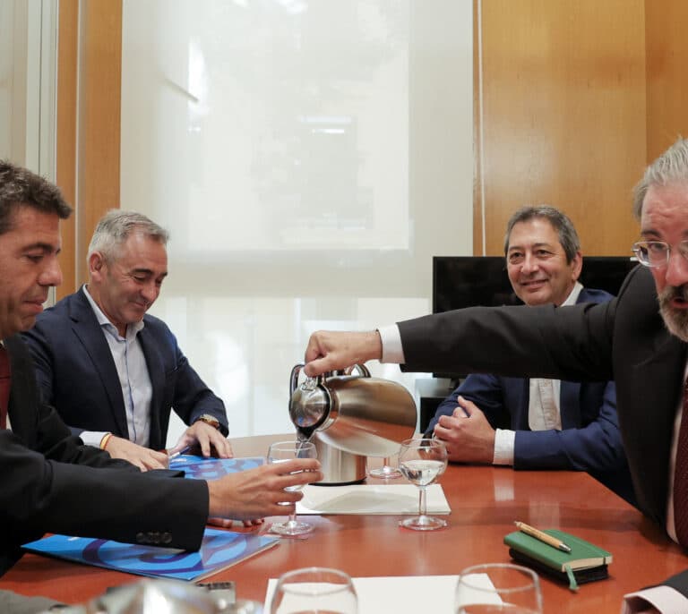 Vicente Barrera, el torero de Vox en las negociaciones con el PP en Valencia