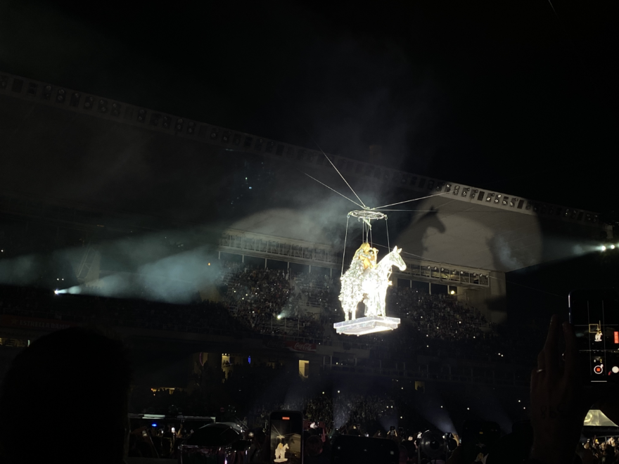Caballo volador de Beyonce en su concierto en Barcelona en 2023 World Renaissance Tour