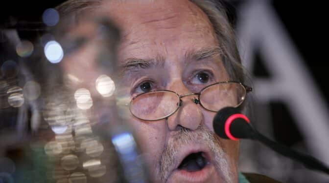 Salen a la luz seis cuadernos manuscritos de Carlos Edmundo de Ory