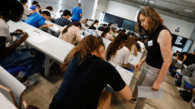 Estas son las 10 carreras con más nota de corte en la EvAU 2023