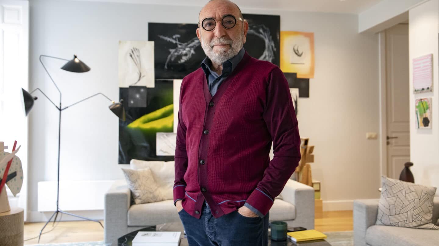 Dani Levinas en su casa de Madrid.