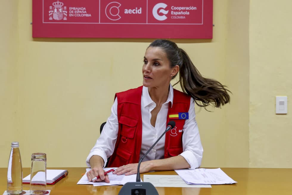 La reina Letizia visita el centro de formación que la Agencia Española de Cooperación al Desarrollo (Aecid) este martes, en Cartagena de Indias (Colombia)