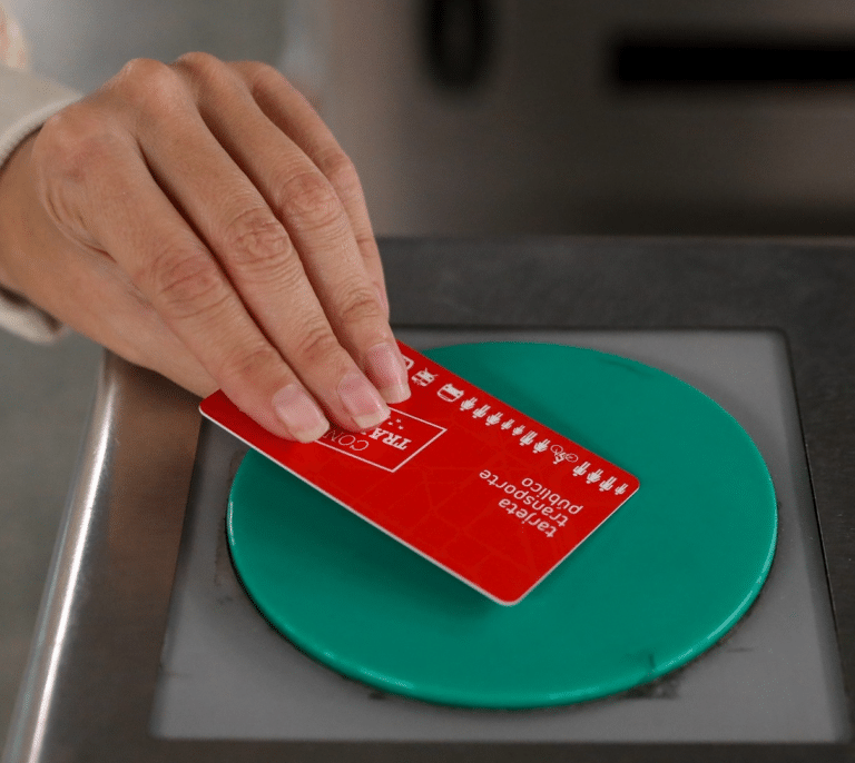Estas serán las personas que tendrán el abono transporte gratuito en Madrid