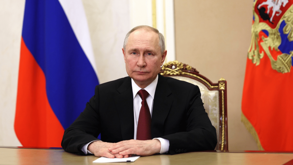 El presidente de la Federación Rusa, Vladimir Putin al utilizar varias palabras clave en su discurso