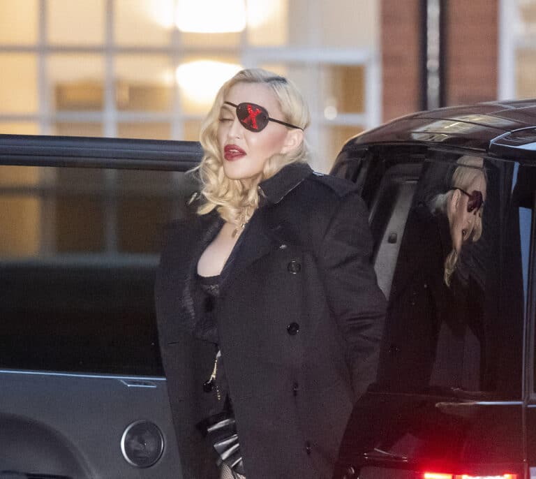 Madonna suspende su gira tras ser ingresada en la UVI por una infección bacteriana grave