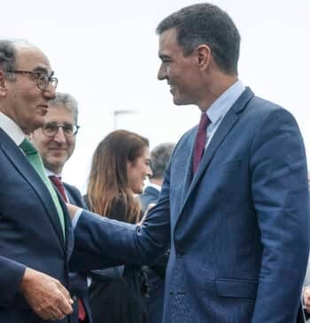 Sánchez Galán afirma que sin un cambio legislativo y fiscal no pedirá [...]