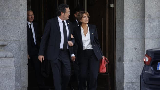 El fiscal General del Estado, Álvaro García Ortiz y la exfiscal general del Estado y nueva fiscal de Sala de la Fiscalía Togada del Tribunal Supremo, Dolores Delgado. El fiscal General del Estado, Álvaro García Ortiz y la exfiscal general del Estado y nueva fiscal de Sala de la Fiscalía Togada del Tribunal Supremo, Dolores Delgado.