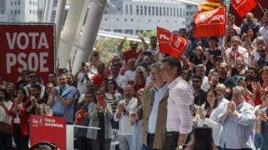 Ferraz enciende al PSOE al tocar las listas de Puig, Lambán y Tudanca