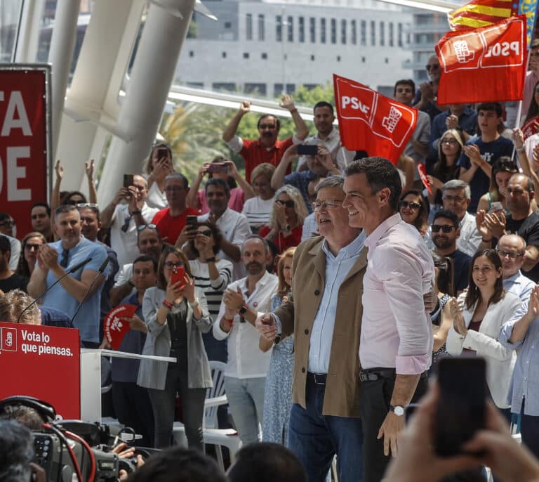 Ferraz enciende al PSOE al tocar las listas de Puig, Lambán y Tudanca