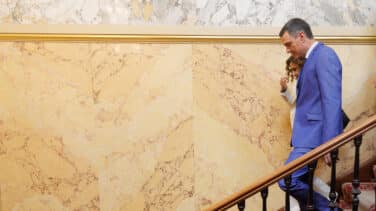 Sánchez llena las listas de ministros y cargos y se garantiza un grupo fiel ante las dudas sobre el 23-J