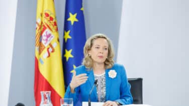 Calviño confirma la prórroga de la rebaja del IVA en los alimentos básicos