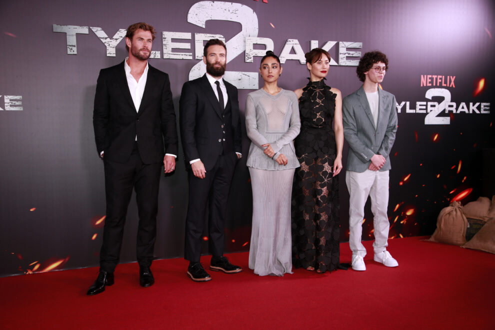 Chris Hemsworth, Sam Hargrave, Golshifteh Farahani y Olga Kurylenko, el equipo de 'Tyler Rake 2'