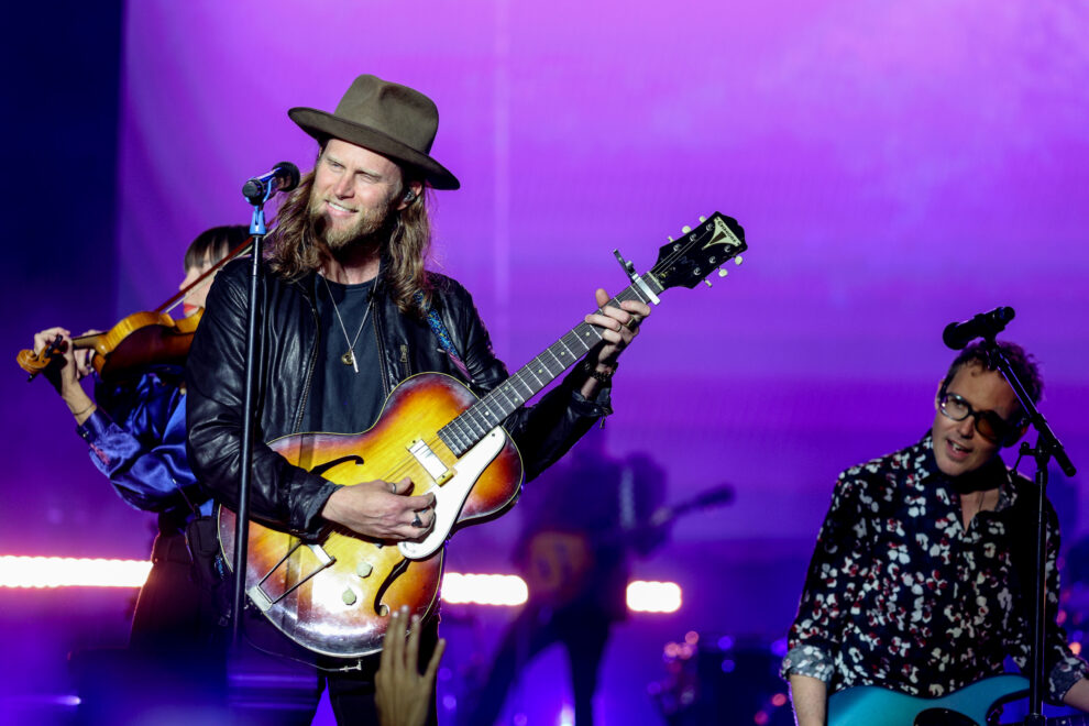 The Lumineers durante una actuación en las Noches del Botánico, en el Real Jardín Botánico Alfonso XIII, 