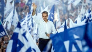 El conservador Mitsotakis logra la mayoría absoluta en las elecciones de Grecia
