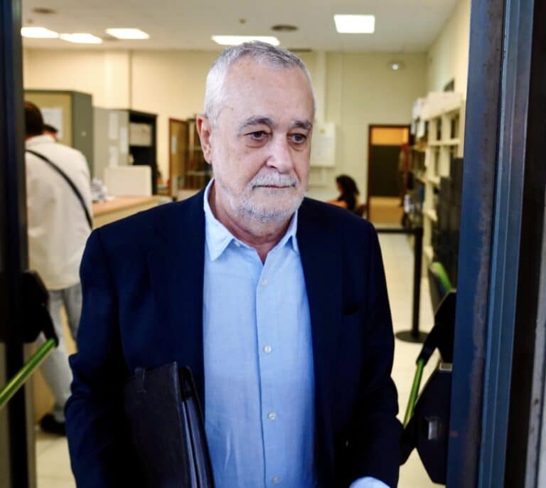 El nuevo informe forense desaconseja que Griñán entre en prisión por "enfermedad grave"