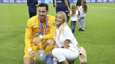 Sergio Rico sale del coma y le retiran la sedación