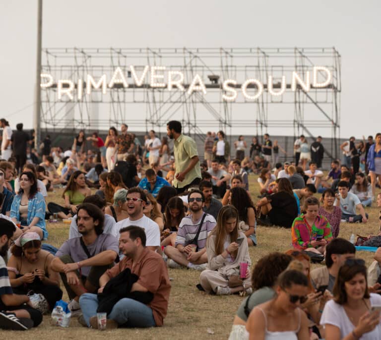 La OCU aconseja reclamar al Primavera Sound los gastos de transporte y alojamiento tras la suspensión de los conciertos del jueves