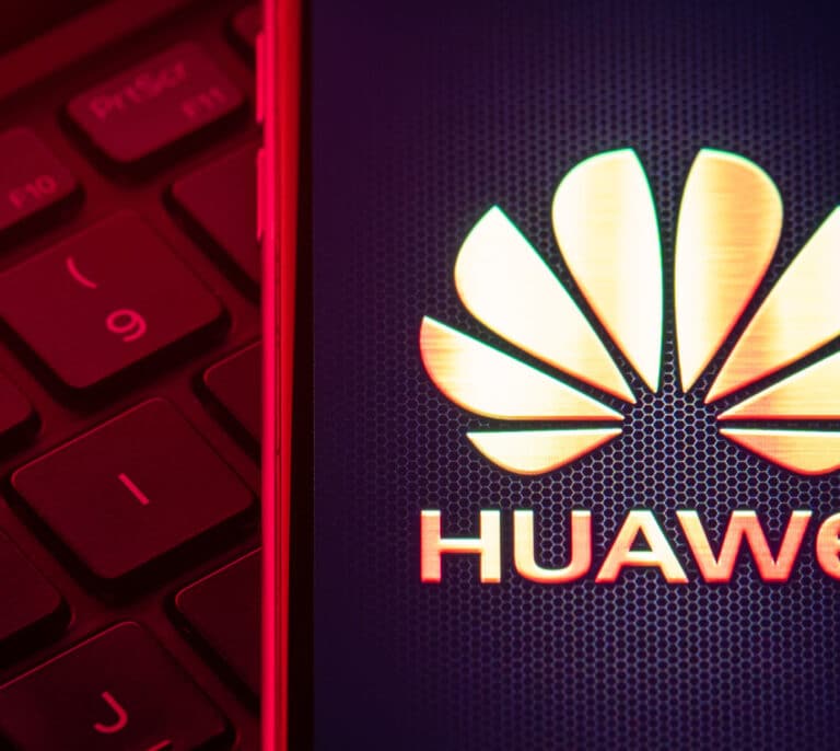 El veto a Huawei en Reino Unido podría ser el responsable del descenso de rendimiento de sus redes 5G