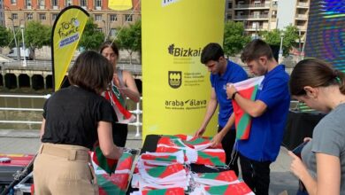 Los tres días del Tour en Euskadi: un mar de 60.000 ikurriñas por la independencia del 'Basque Country'