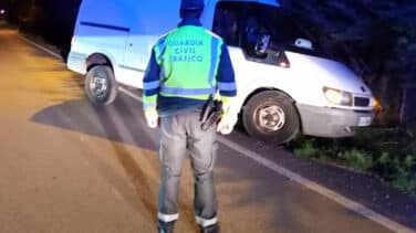 Un kamikaze provoca una grave colisión frontal en Granada y deja  cinco heridos