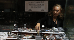 Los objetos perdidos más raros de la subasta del Ayuntamiento de Madrid en 2023