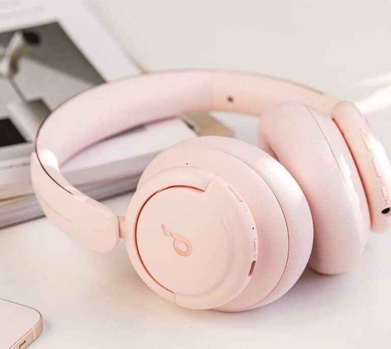 Los famosos auriculares inalámbricos  Soundcore Q30 ¡ahora con más de 25€ de descuento!