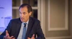 Unicaja Banco cesa a Manuel Menéndez como consejero delegado