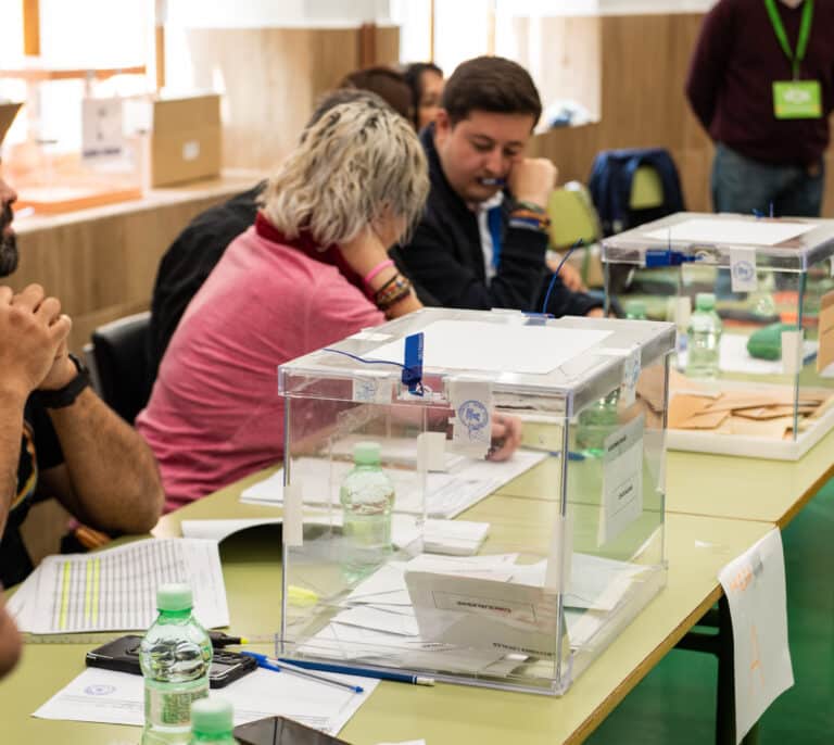 Los designados a las mesas electorales tendrán un plazo de siete días para alegar su ausencia