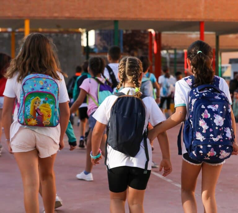 El Consejo Económico y Social pide invertir en infancia para impulsar el PIB