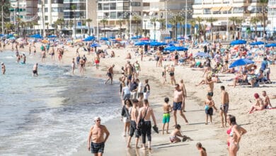 Cuatro de cada cinco españoles gastarán estas vacaciones igual o más que en 2022