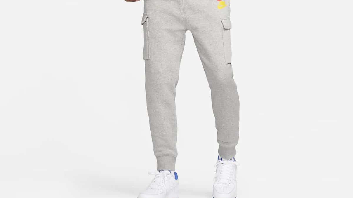 Cómodos y con estilo: así son estos pantalones de chándal Nike ¡rebajados a mitad de precio!