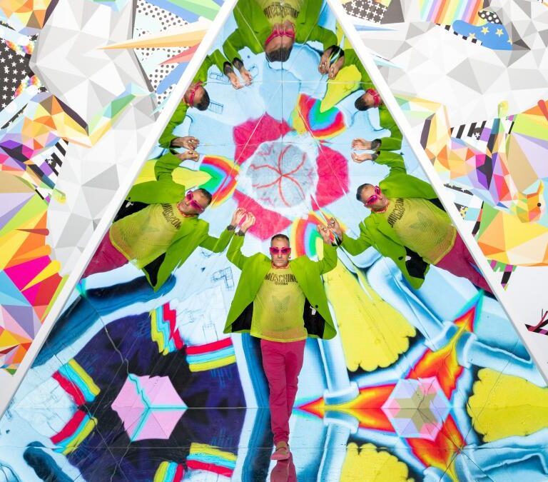El Museo Gran Vía 15 arranca con 'Walking Life', la gran instalación interactiva de Okuda San Miguel